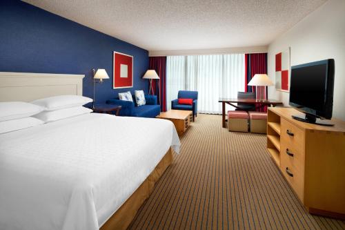 Télévision ou salle de divertissement dans l'établissement Sheraton San Diego Resort