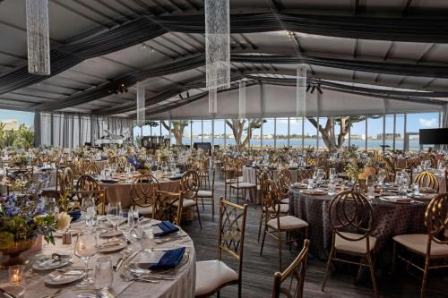 Restaurant ou autre lieu de restauration dans l'établissement Sheraton San Diego Resort
