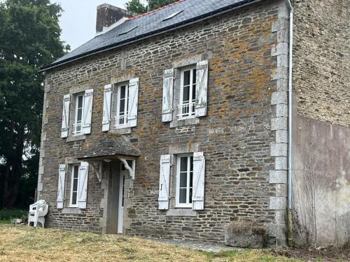 Grande Maison de Campagne proche de Carhaix