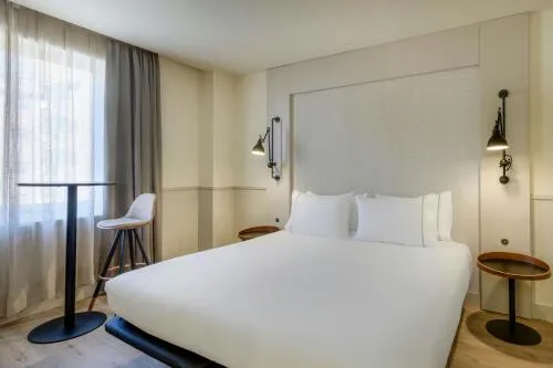 AC Hotel Los Vascos by Marriott photo 4