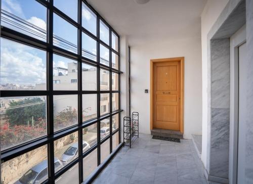 Gambar di galeri bagi Bellavista Bayview 3 Bedroom Apartment di Iż-Żlielaq