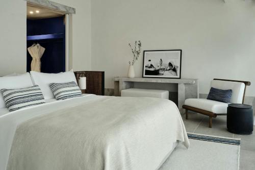 Letto o letti in una camera di Odera, Tinos, Autograph Collection
