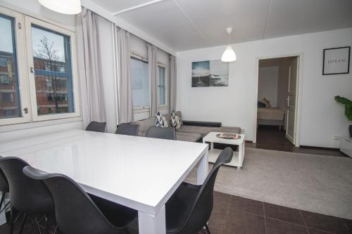 Foto Cozy apartment near Metro Station 4