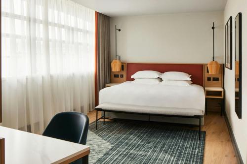 Manchester Marriott Hotel Piccadilly Image