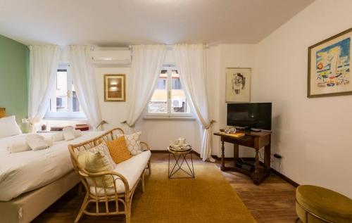 Guicciardini Flat