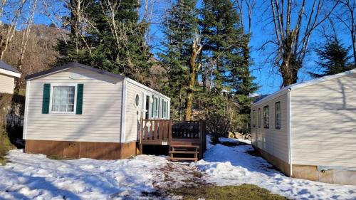 Mobile-home confort 3 chambres au camping, La Bourboule