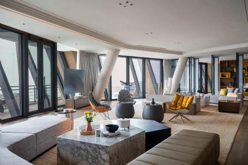 Posezení v ubytování Renaissance Xiamen Hotel