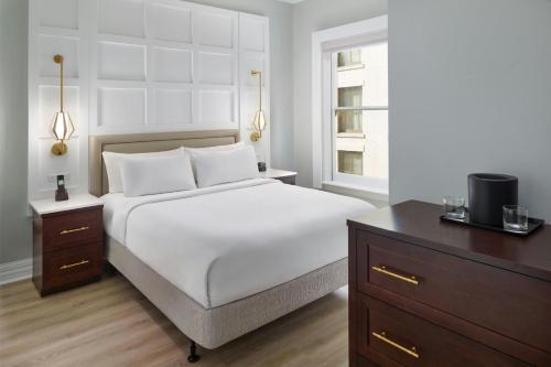 Courtyard by Marriott New Orleans French Quarter/Iberville Image