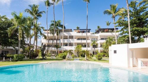 Aligio - A Quiet Retreat in Paradise - 2 BR, 2 pools, WiFi, AC, Private Hot Tub