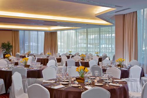 Εστιατόριο ή άλλο μέρος για φαγητό στο Sheraton Santiago Hotel & Convention Center