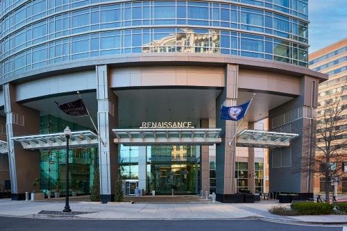 Renaissance Arlington Capital View Hotel Image