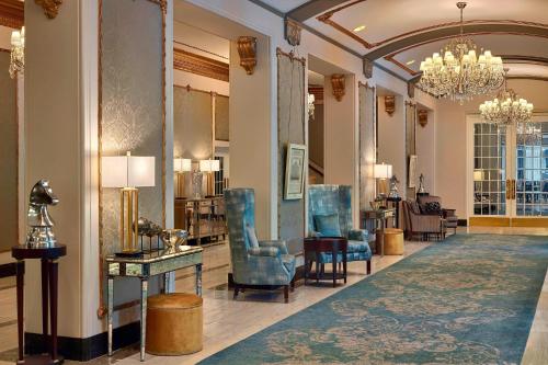 Posezení v ubytování The Hotel Saskatchewan, Autograph Collection