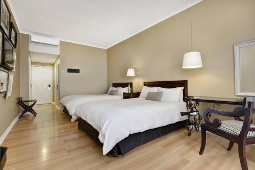 Katil atau katil-katil dalam bilik di Protea Hotel by Marriott Nelspruit