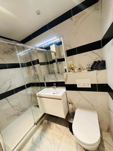 Palais T2 300m de la plage parking en résidence