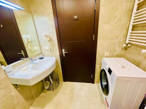 Gallery image of Bakuriani, crystal residence 405 room in Bakuriani