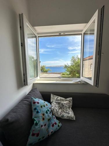 Charming Apartment in Lukovo ugarje with Mountain Views