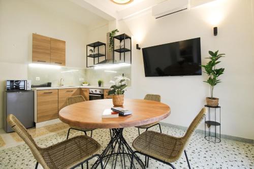 Stylish and cosy apartment near the Acropolis