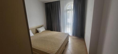 Postel nebo postele na pokoji v ubytování One bedroom guest suite