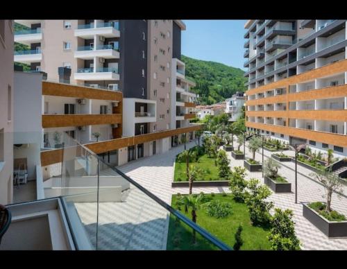 O edifício em que o apartamento se localiza