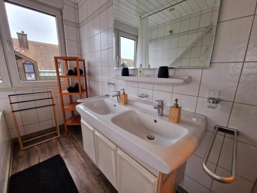 Koupelna v ubytování Gemütliche Ferienwohnung über 2 Etagen