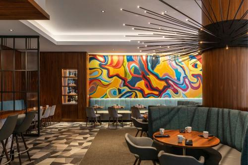 Le Meridien Houston Downtown Image
