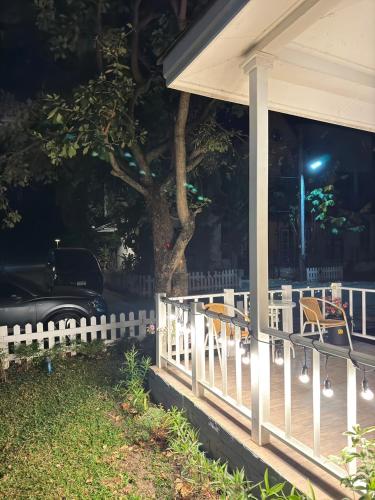 Jardín al aire libre en PY house khaoyai