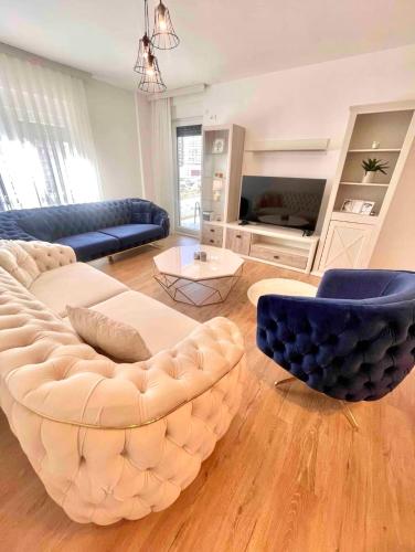 Two Bedroom New & Spacious Apartment!