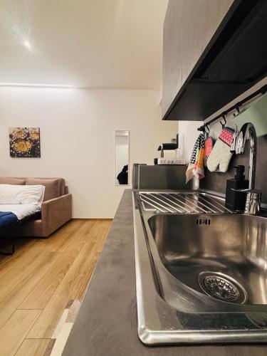 A kitchen or kitchenette at Trase & Isse Holiday Home