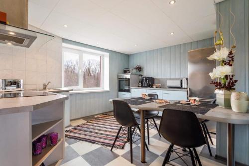 Køkken eller tekøkken på Pärnu Spa Duplex for 8