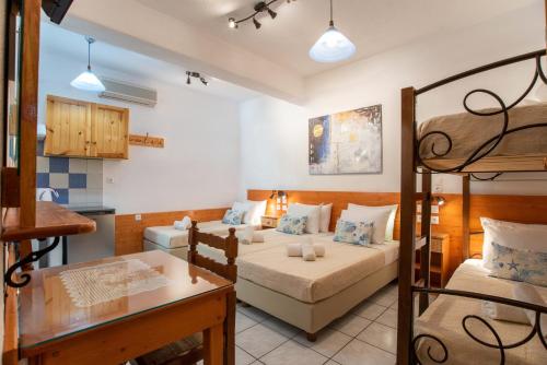 Kontaratos Studios & Apartments photo 3