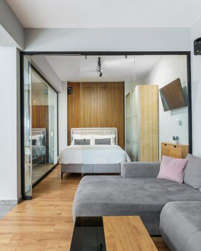 Glass House by Nest