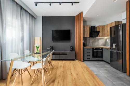 Glass House by Nest