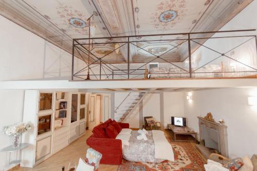 Elegant Loft Serragli