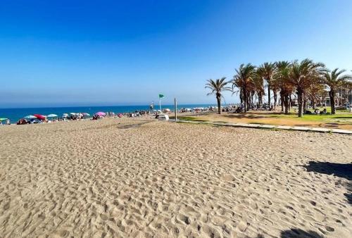 Mar azul Playa Misericordia 150 m by Key -wise