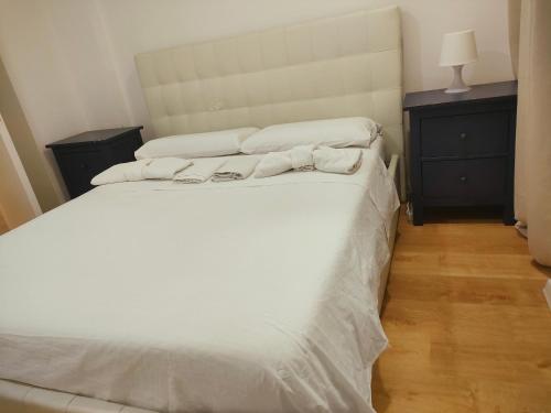 Ένα ή περισσότερα κρεβάτια σε δωμάτιο στο Fontana grande apartament Viterbo