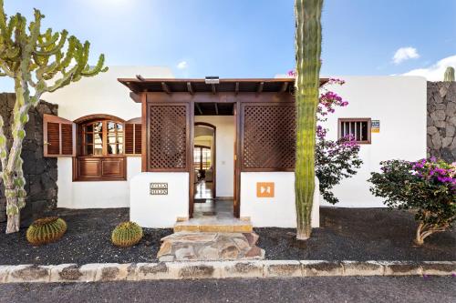 VILLA HELEN