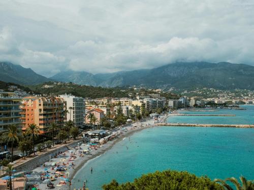 Central Menton Beach Retreat