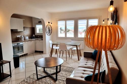 Bright apartment, 3 bedrooms