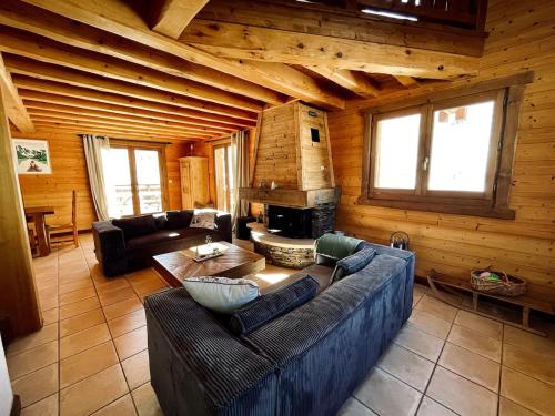 Khu vực ghế ngồi tại Chalet Les Oursons