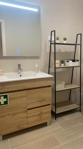 Apartamento 5 min a pé da praia, com terraço ao sol, no 1º andar