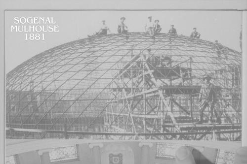 a group of people standing on top of a large dome at Mulhouse City Loft in Mulhouse