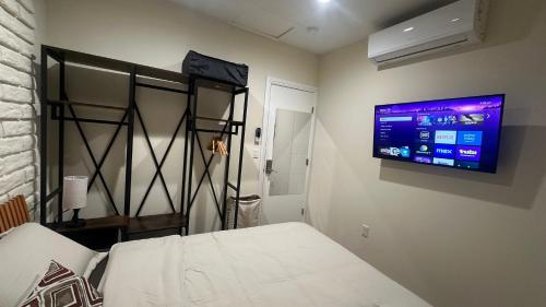 Katil atau katil-katil dalam bilik di 2B2B quiet comfy home