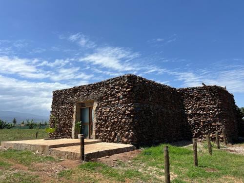 Gallery image of Amboseli Glass house in Oloitokitok 