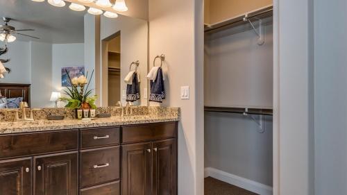 Kuchyň nebo kuchyňský kout v ubytování Desert Edge at The Casitas Sienna Hills Resort