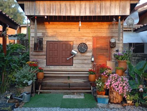 Κήπος έξω από το K Khan Garden at Chiang Khan Walking Street
