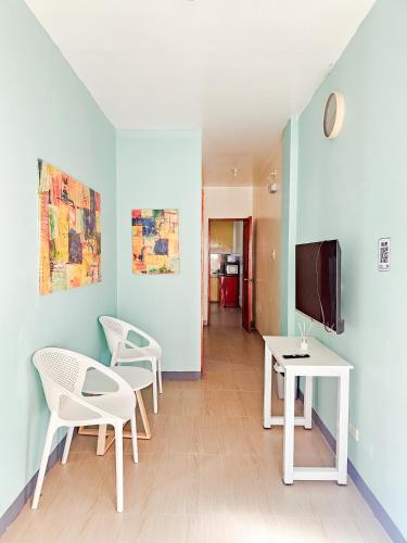 Μια τηλεόραση ή/και κέντρο ψυχαγωγίας στο Demit Apartment-2br near airport - 3