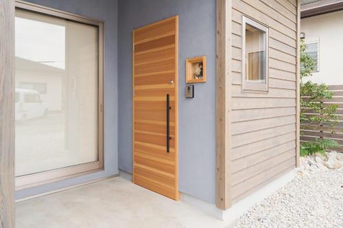 Imagen de la galería de 阿蘇熊本 木の香の家 OMOYA - Aso Kumamoto Airport Timber House "KONOKA NO IE OMOYA", en Nishiharamura