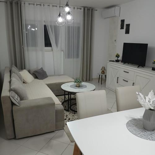 Apartman Pontis Okrug Gornji