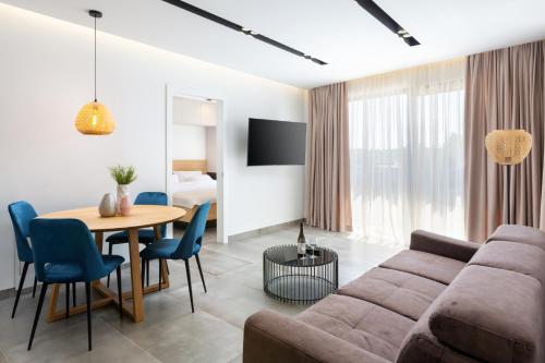 A'More Bijeca - App A2 - MPolo