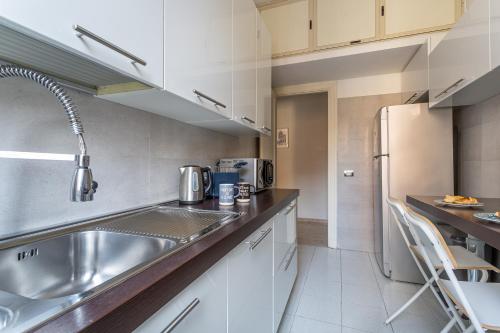 iFlat Vatican Bright & Comfortable Apartment